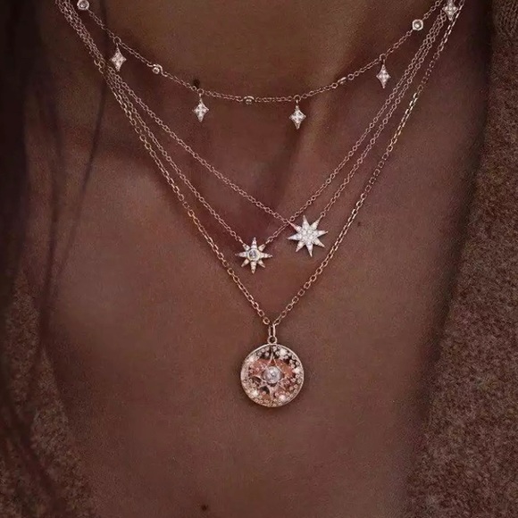 ✨FREE NECKLACE WITH EVERY PURCHASE✨ - Picture 2 of 8